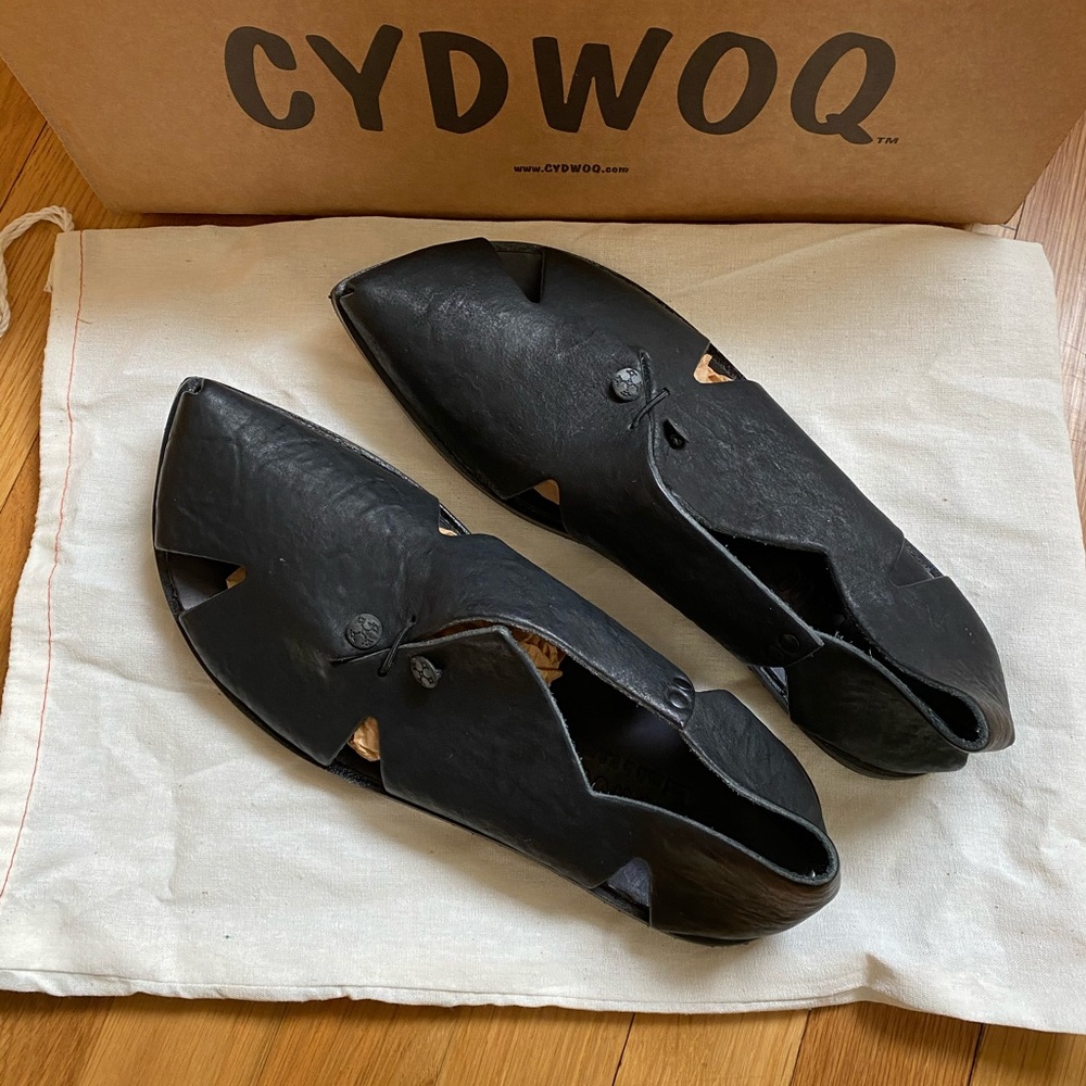 NEW CYDWOQ BLACK LEATHER SANDALS